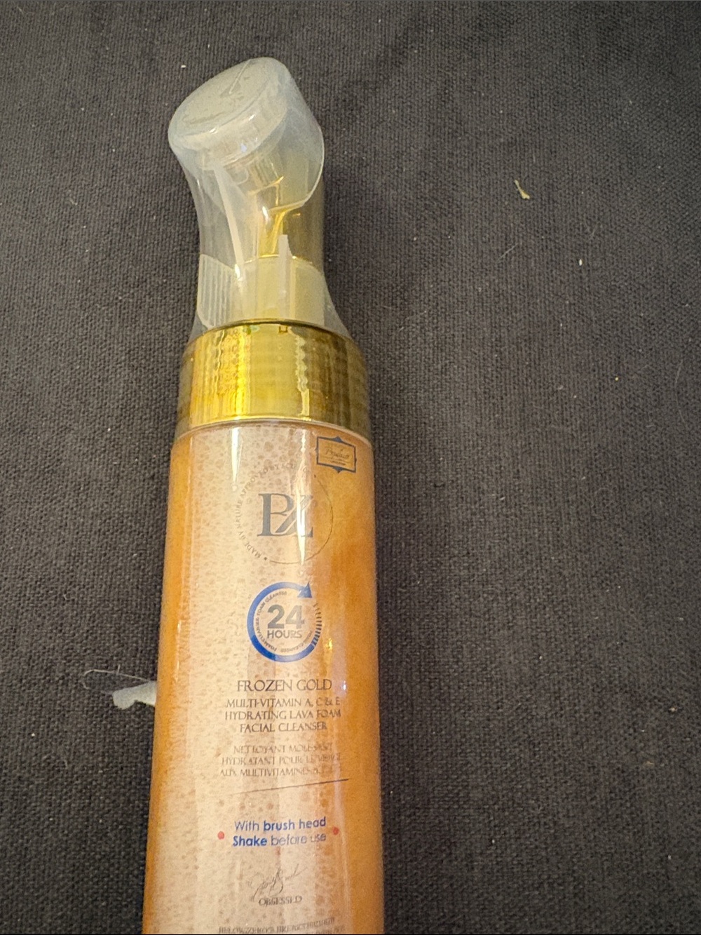 Frozen Gold Hydrating Facial Cleanser - Gold